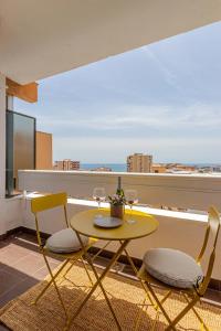 797 Holiday Rentals- Atico en Arroyo de la miel con hermosas vistas