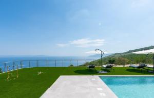 Villa Atrium with heated pool, sea view, jacuzzi, gym and sauna 