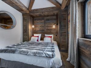 Chalet design 5* avec piscine, hammam, cinéma et parking à Val dIsère - FR-1-567-35