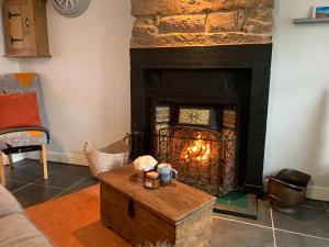 Mill Cottage modern cosy Lake District home with open fire near Scafell