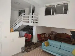 H.Home - 涅维阿提夫