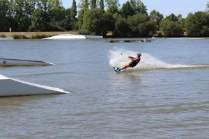 Maisons de vacances Maison moderne pour 7 personnes a Saint-Michel-Chef-Chef : Maison de Vacances