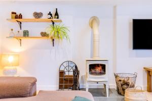 The Old Bakehouse - within the Helland Barton Farm collection