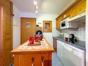 Appartements Spacieux 3 pieces pres des pistes avec balcon, WiFi et equipements complets - FR-1-344-1079 : photos des chambres