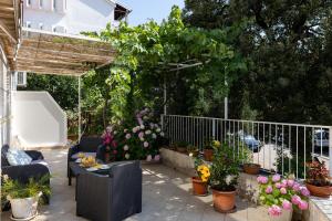 Studio and Room Lena