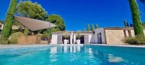 LASUITE Domaine Bertuli, heated Pool, Aircon - Gordes