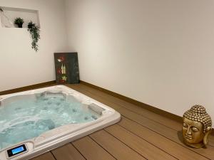 Hotels Logis HOTEL DU PARC : photos des chambres