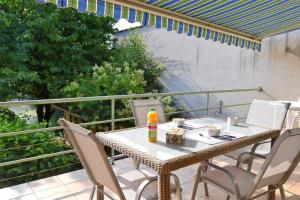 Maisons de vacances Pavillon de 4 couchages, tres calme, proche centre ville : photos des chambres