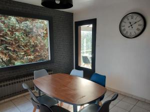Appartements Les Pics Verts : photos des chambres