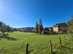 Villas Castle in the beautiful French countryside with all modern comfort : photos des chambres