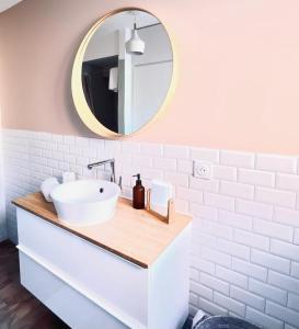 Appartements Au perron avec garage et balcon a Ribeauville : photos des chambres