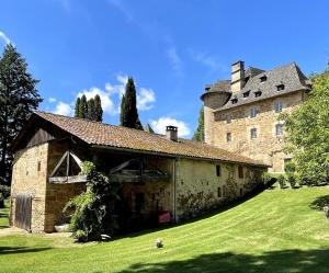 Villas Castle in the beautiful French countryside with all modern comfort : photos des chambres