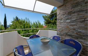 Awesome Home In Starigrad With House Sea View