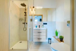 Za Cafe Peron, Patriotów 303a