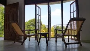 Hitchhike Backpackers - Beruwala