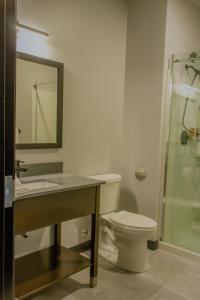 Queen Room with Balcony room in Watershed Hotel