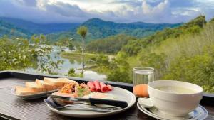 Baanhatsompaen homestay