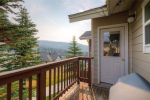 Cozy 2 BR Mountain View - walk to resort