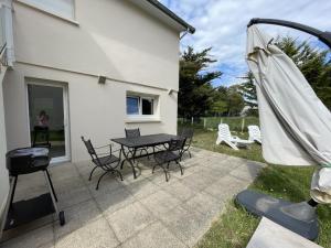 Appartements Appartement Saint-Pair-sur-Mer, 3 pieces, 4 personnes - FR-1-361-455 : photos des chambres