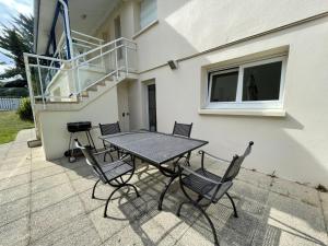 Appartements Appartement Saint-Pair-sur-Mer, 3 pieces, 4 personnes - FR-1-361-455 : photos des chambres