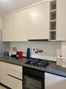 Divany Apartaments - Coresi Mall