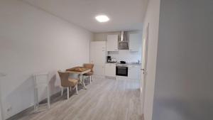 Wohnung am Krankenhaus, Ruhr, Wasserbhf.
