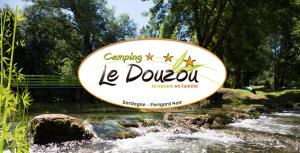 Campings Camping Le Douzou : photos des chambres