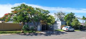 MaeStorm Gardens Relax:Reload:Refresh Private room in nature lodge