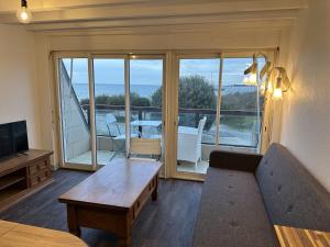 APARTMENT DAMGAN VUE MER