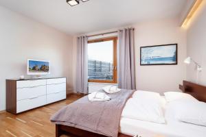 Studio Apartment Masarska 9 by Renters