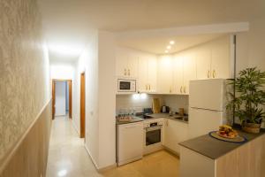 MARBELLA BANUS SUITES - Marbella Centro Edificio Doña Inés Suite Apartment