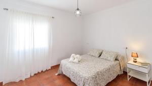 Casa Verde de Elena Benalauría by Ruralidays