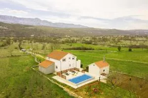 Holiday Home Romeo - Kotlenice