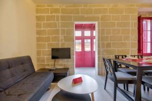 Lucky Star 203 by Vallettastay