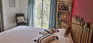 Maisons de vacances Maison avec jacuzzi au coeur des montagnes : photos des chambres