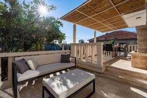 Villa Moreta with heated pool, Sauna, Hot-tub