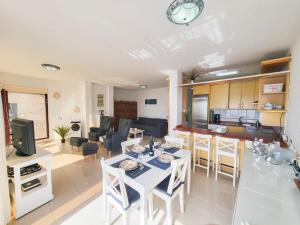 MEDANO4YOU Red Mountain Sea View Holiday Home