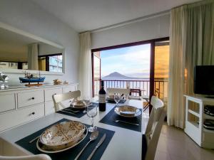 MEDANO4YOU Red Mountain Sea View Holiday Home