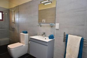 Lucky Star 401 by Vallettastay