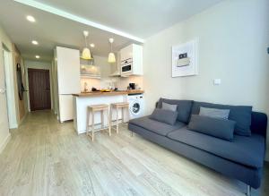 Timeless clock Apartment