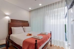 Cozy Studio w Patio by LovelyStay