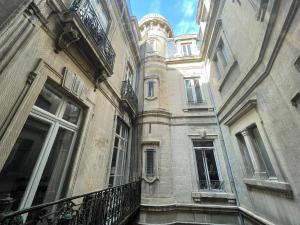 Hotels Hotel de La Comedie : photos des chambres