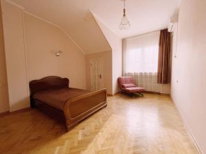 Аппартамент Мтацминда