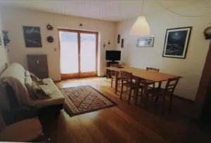 La casa di Antonello Chiara Alessandro e Ginevra - 马尔加·希亚佩拉