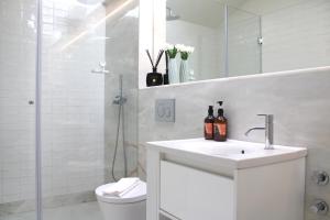 Amazing Flores Duplex