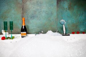 Jacuzzi & Bike Apartment, Krakow