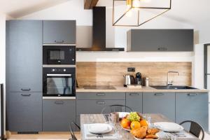 Appartements Longue Vie Au Roi - Vue Enchanteresse : photos des chambres