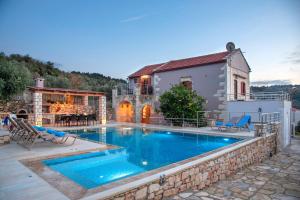 Cretan Lux Villa Heated Pool - 4hvězdičkové hotely ve městě Gavalochori