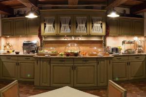 Sabin Apartments Private Parking