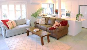 Byron Marvell-Perfect Location